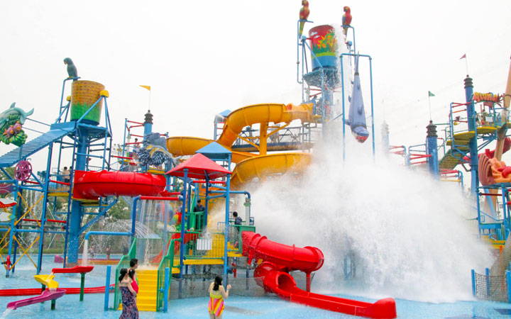 蘇州樂(lè)園森林水世界正式營(yíng)業(yè)首日接待游客近萬(wàn)人