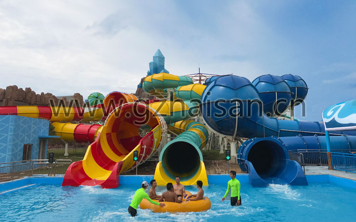 廣西玉林克拉灣水上樂(lè)園設(shè)備